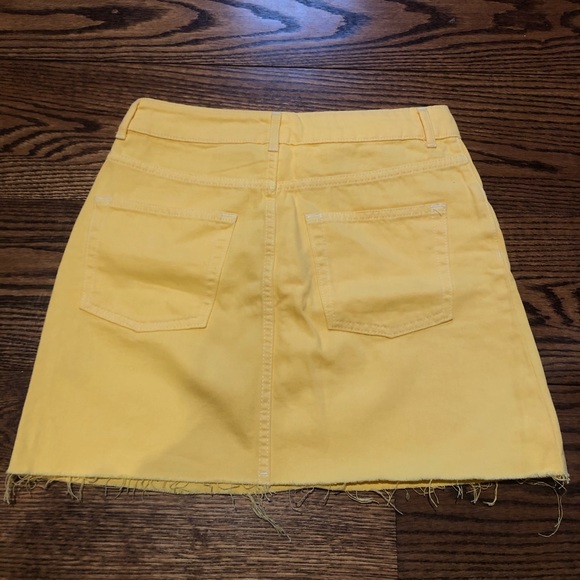 Cute yellow jean skirt! - Picture 2 of 3